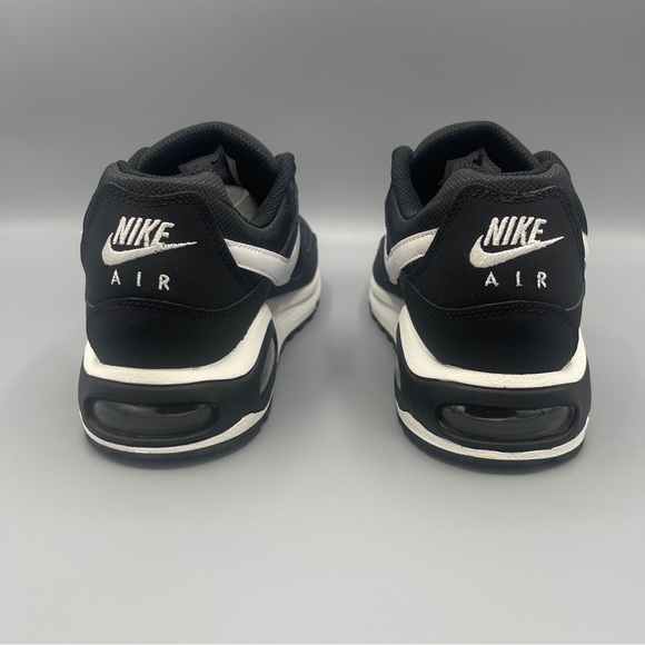NIKE Air Max Command Women's Running Shoe Black White - Picture 7 of 14